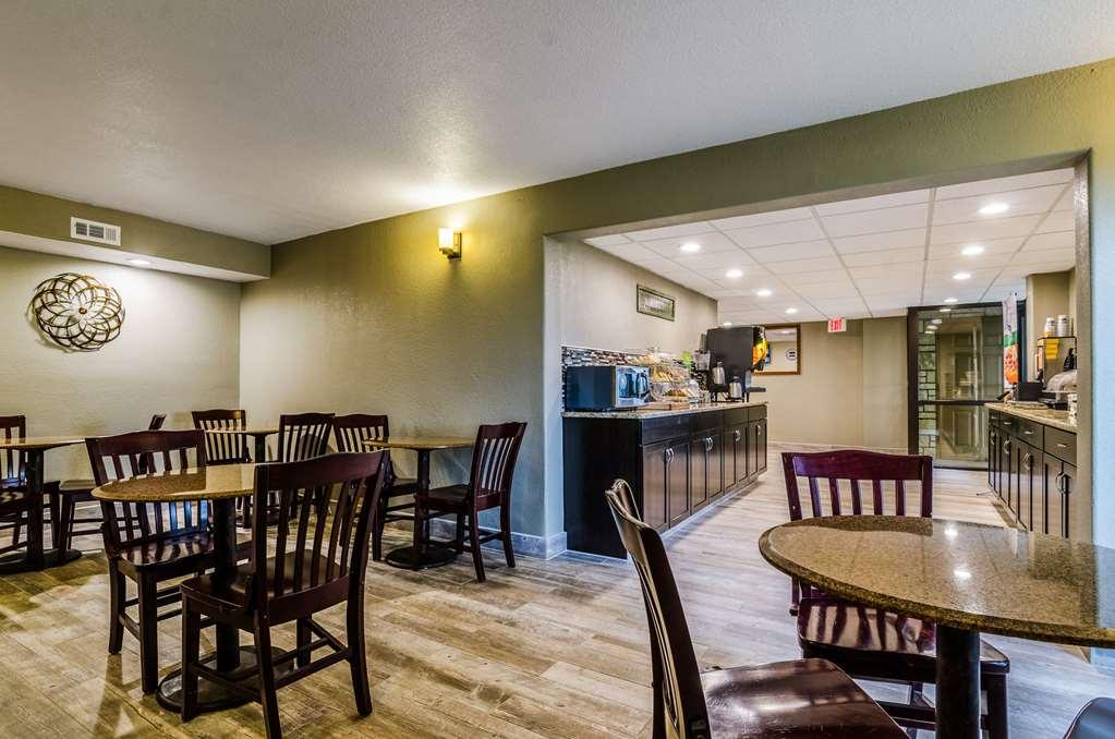 Quality Inn & Suites Winfield Restaurant foto